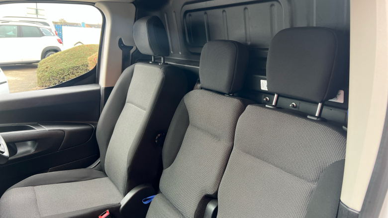 Citroen Berlingo Xl Diesel 1.5 BlueHDi 950Kg Enterprise Ed 100ps 6 Speed S/S